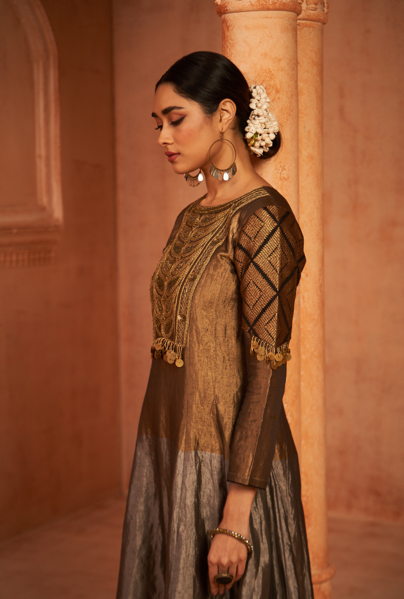 Gold Yoke Tissue Metallic Kainaat Anarkali Set