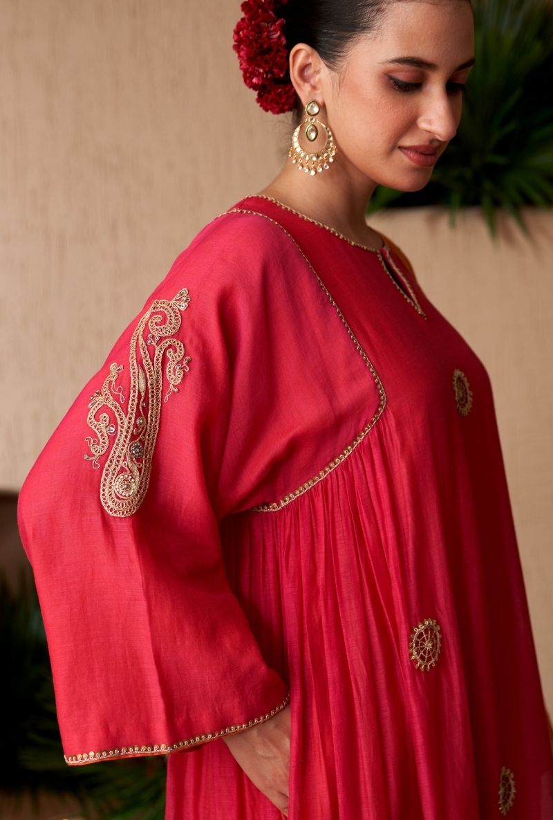 Rani Pink Contrast Lining Square Sleeve Naveli Kurta Set