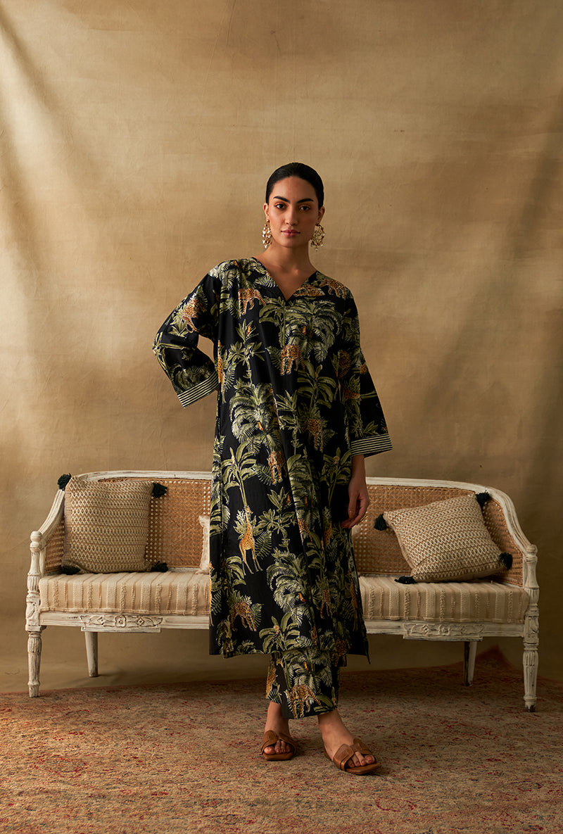 Black Giraffe Print Marigold Kurta Set