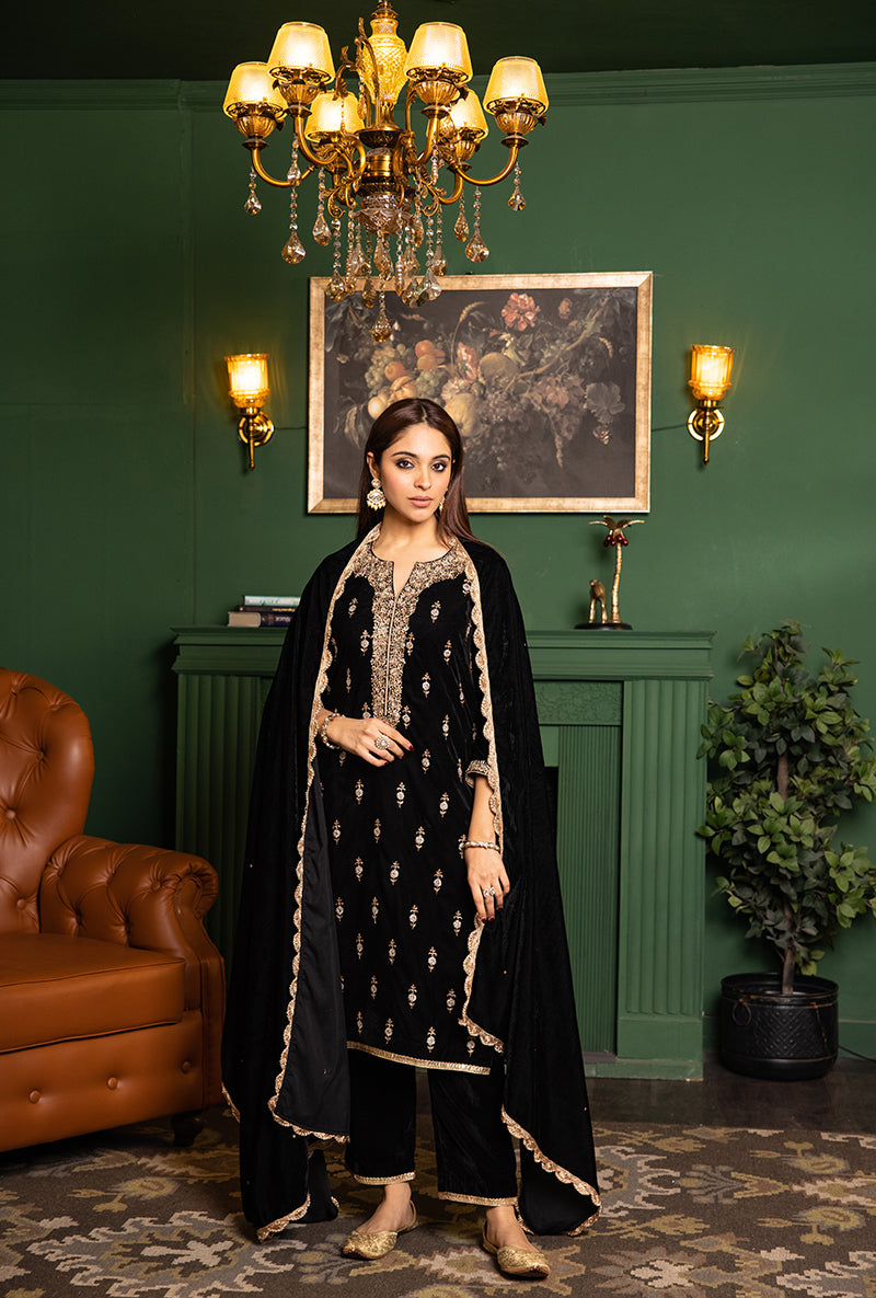 Black Velvet Heavy Neck And Butti Dastaan Kurta Set