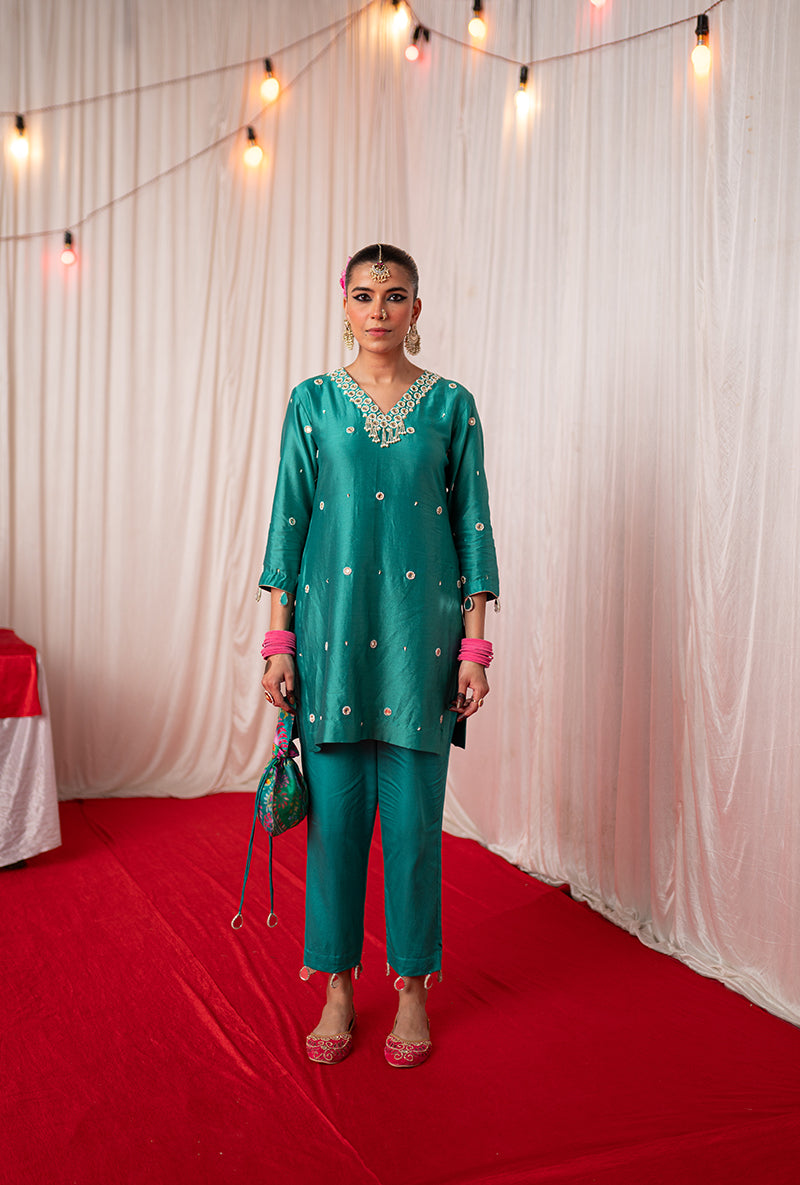 Green Embroidered Kikli Short Kurta Set