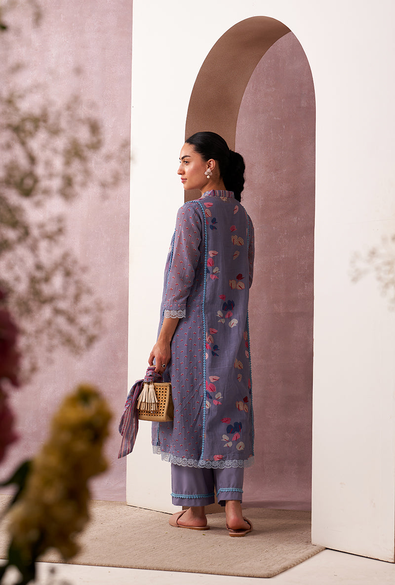 Lilac V-Neck Mahira Kurta Set