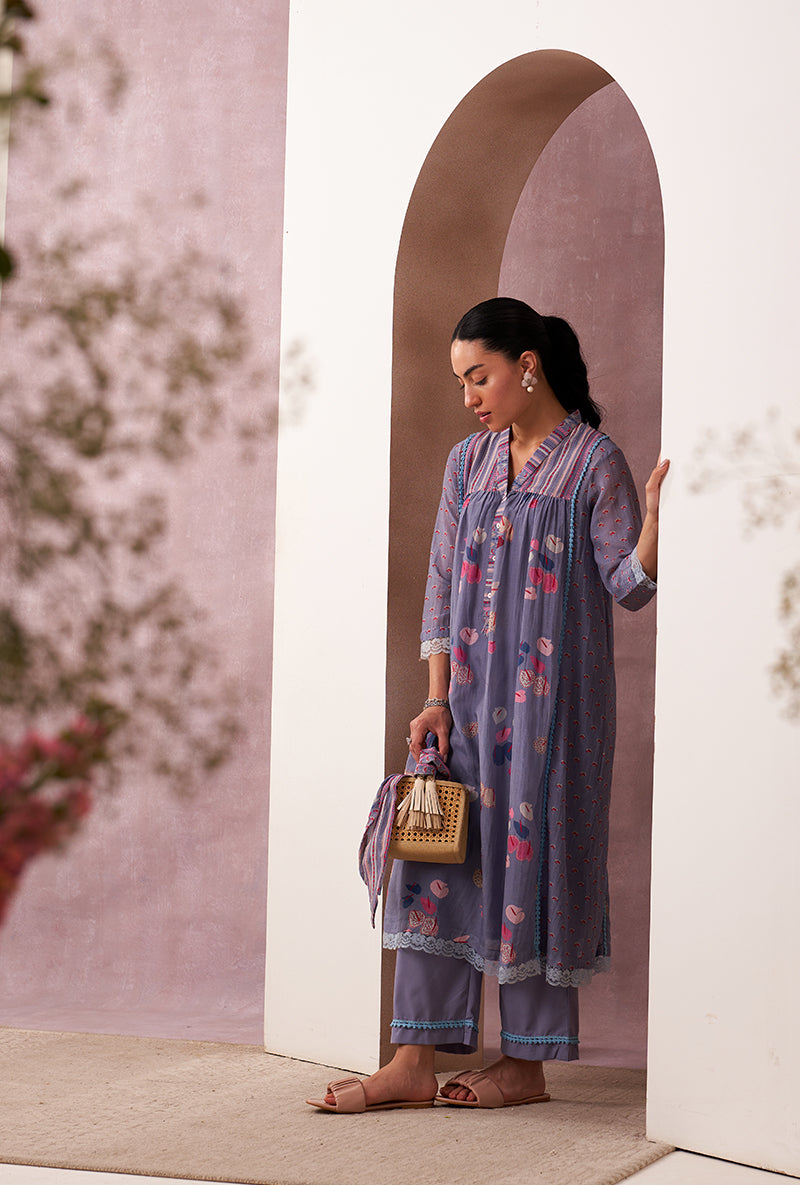 Lilac V-Neck Mahira Kurta Set