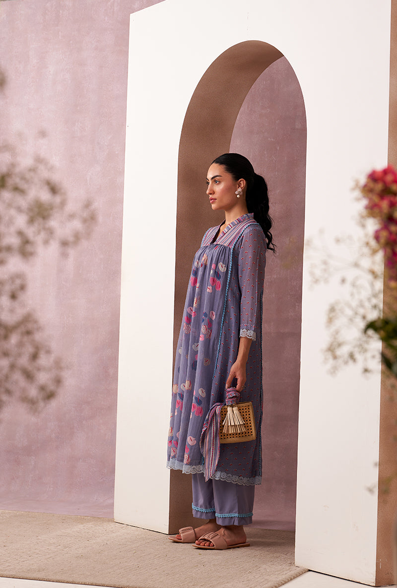 Lilac V-Neck Mahira Kurta Set