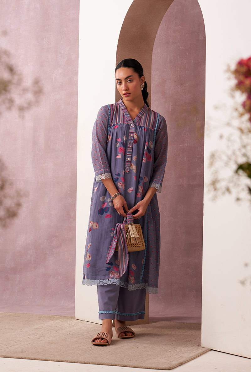 Lilac V-Neck Mahira Kurta Set