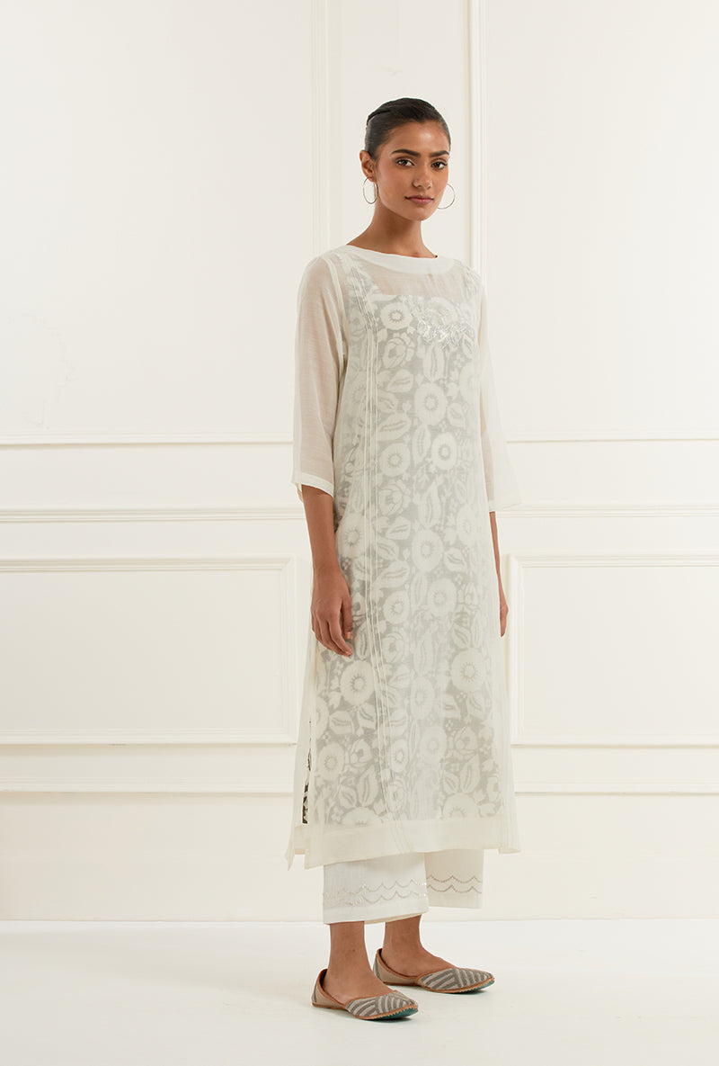 Off White Embroidered Pintuck Kurta With Printed Slip Sehar Kurta Set