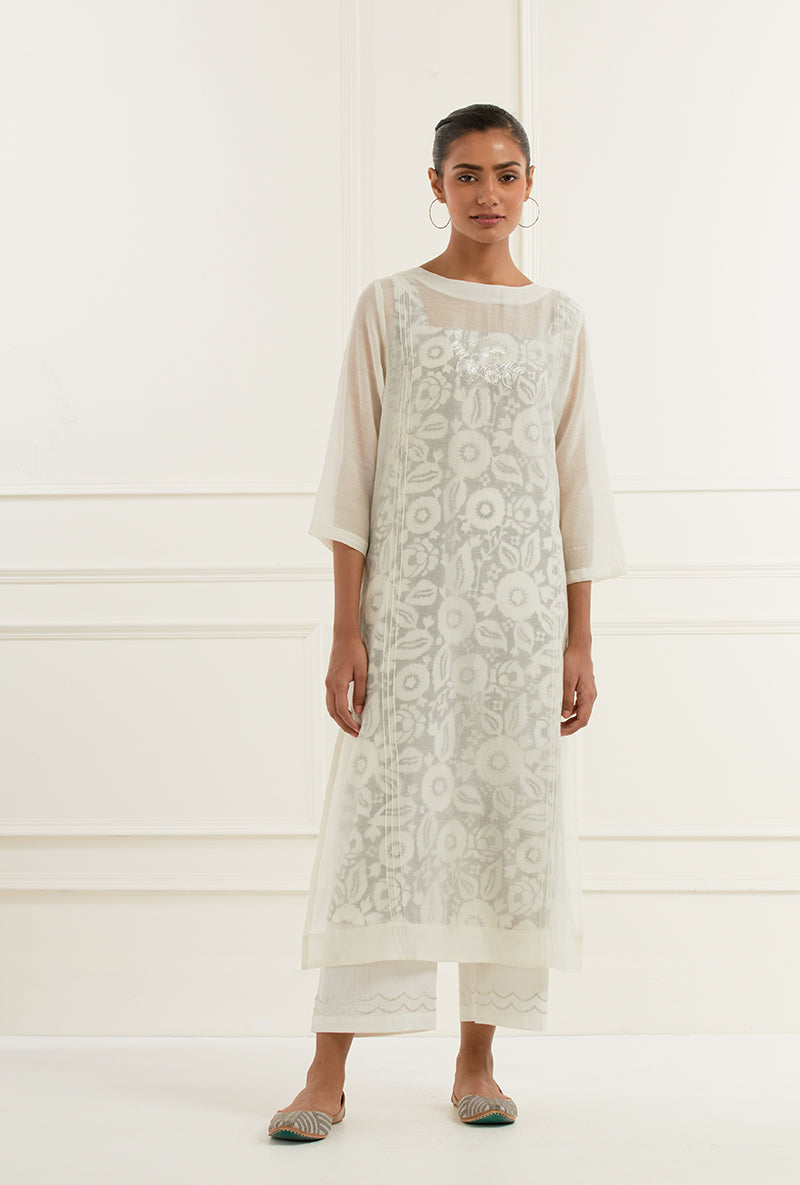 Off White Embroidered Pintuck Kurta With Printed Slip Sehar Kurta Set
