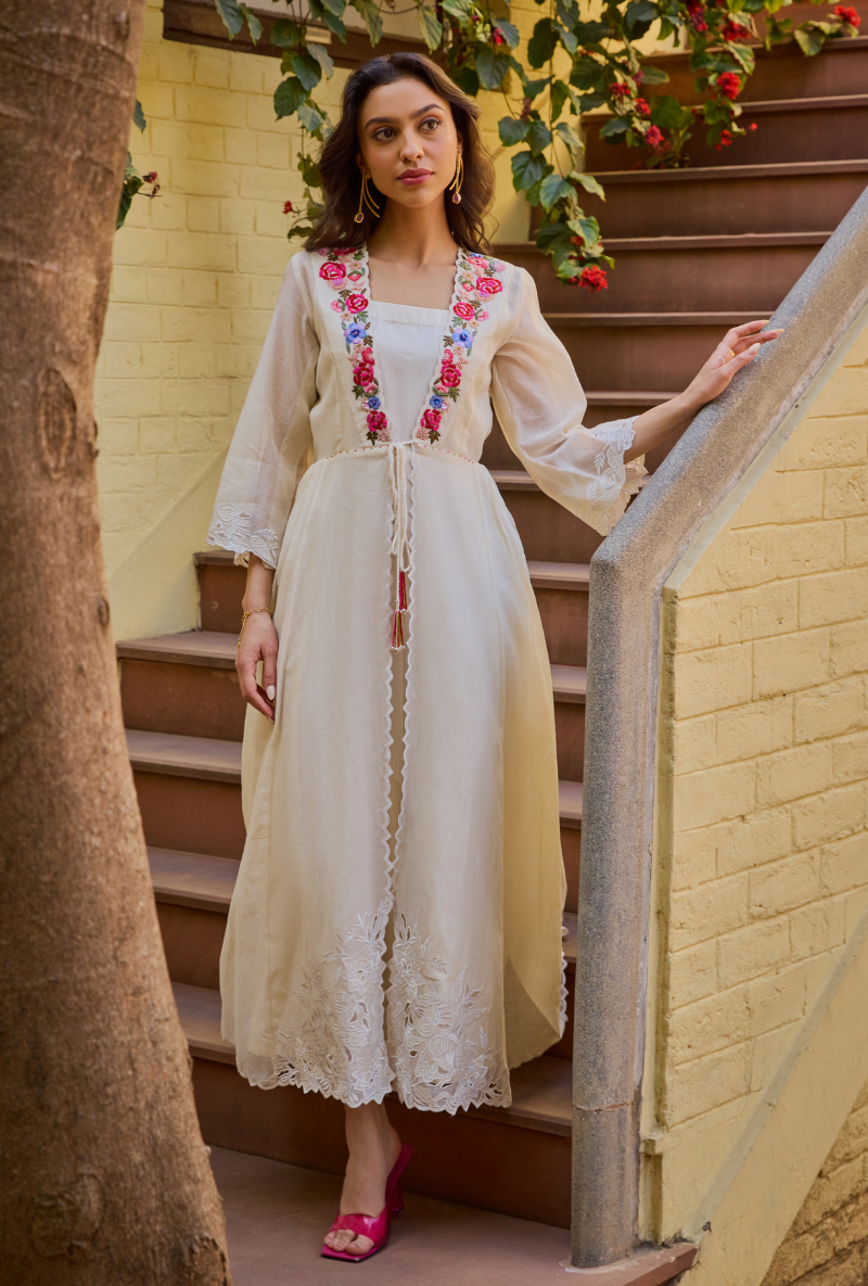 Ivory Cut Dana And Sequin Cape Anaardana Dress Set