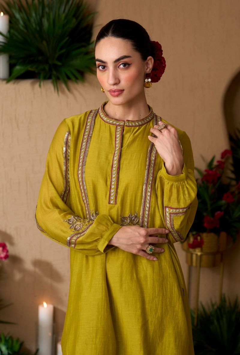 Green Bandhej Dhoti Naveli Kurta Set