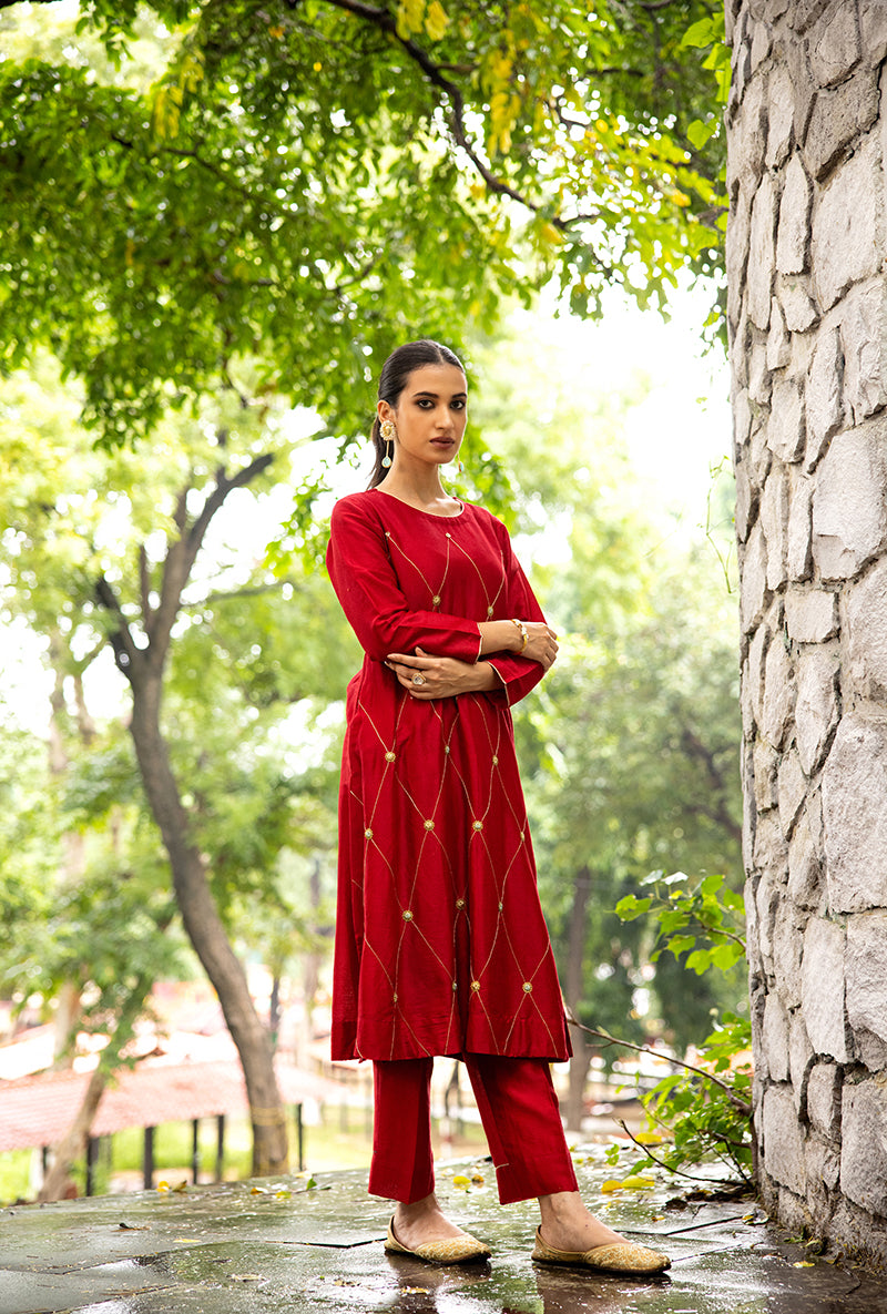 Maroon Ginni And Zari Handwork Dor Kurta Set