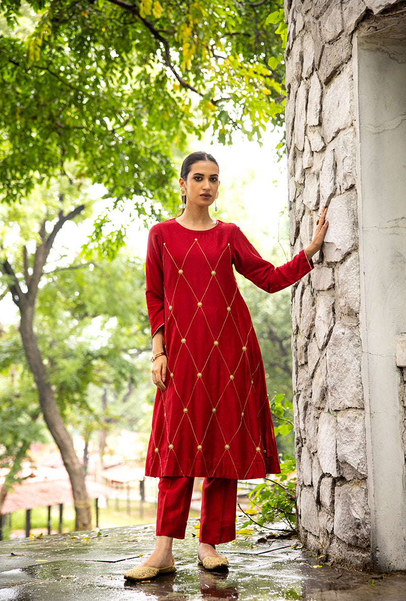 Maroon Ginni And Zari Handwork Dor Kurta Set