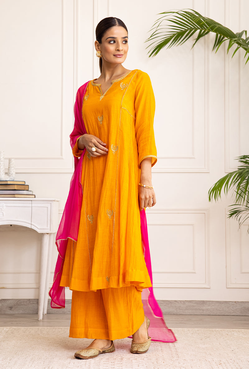 Orange Chandbali Soha Kurta Set