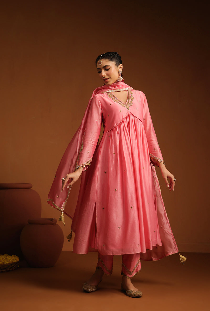 Pink Chunnat Ishq Kurta Set