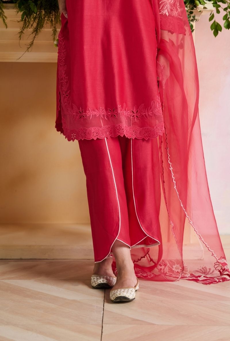 Bright Pink Emroidered Yoke Amara Kurta Set