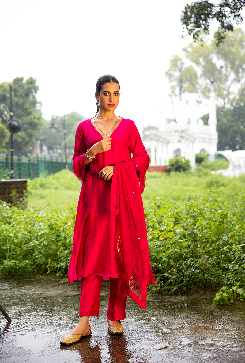 Magenta Pink Hand Embroidered Dor Kurta Set