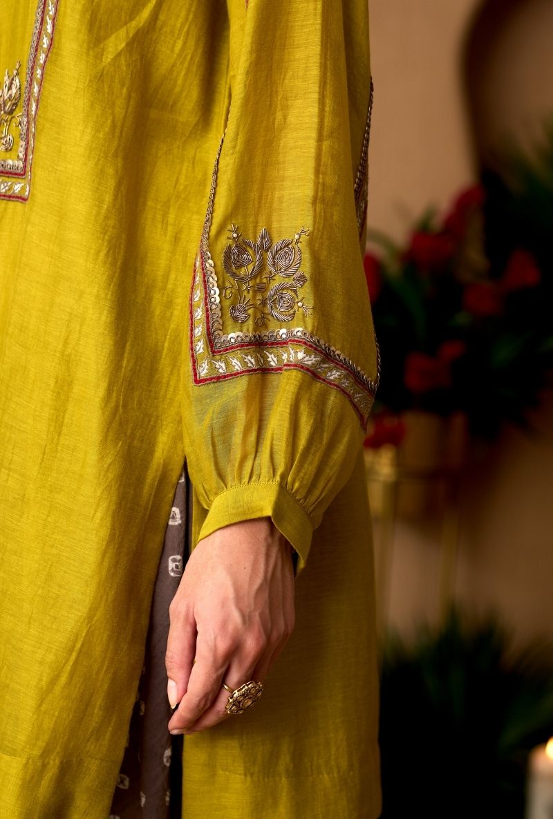 Green Bandhej Dhoti Naveli Kurta Set