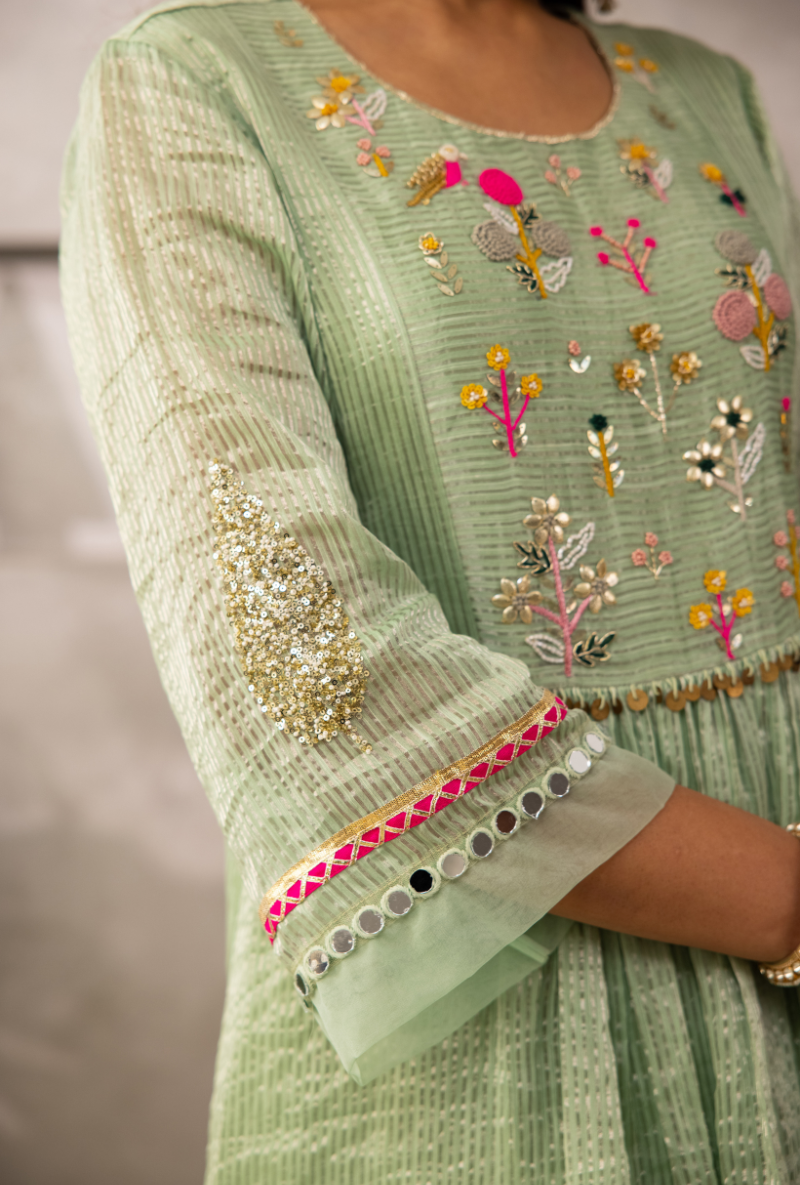 Aqua Resham Yoke Front Pleats Laado Kurta Set