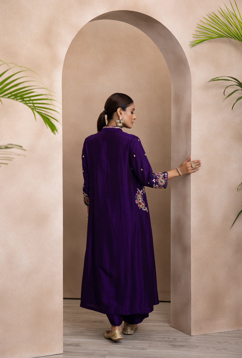 Purple V Neck Pocket Paisley Adhira Kurta Set