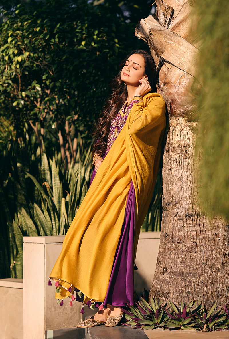 Dia Mirza In Purple Mughal Yoke Masakali Kurta Set