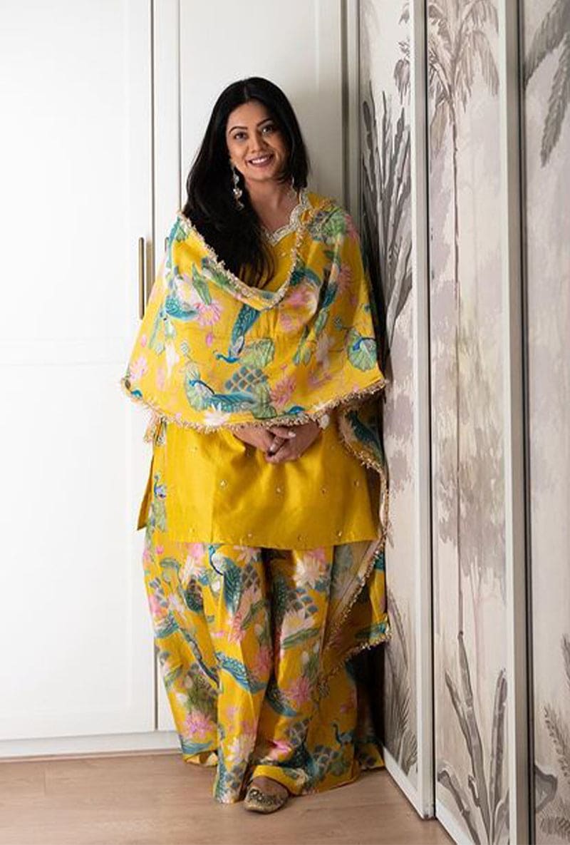 Eka Lakhani In Yellow Printed Kamli Sharara Set