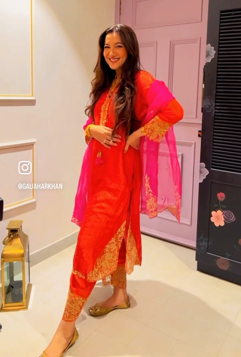 Gauahar Khan In Orange Leaf Jaal Farshi Ulfat Kurta Set