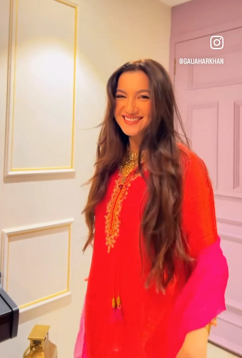 Gauahar Khan In Orange Leaf Jaal Farshi Ulfat Kurta Set