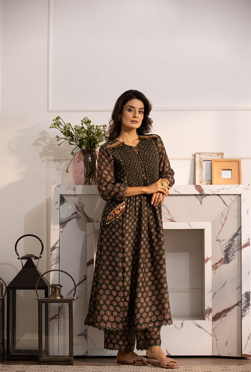 Green Smoking Cascade Navya Kurta Set