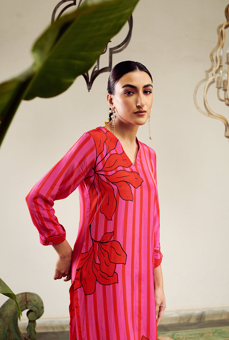 Hot pink Big Flower Stripe Digital Printed Summer Wishlist Kurta Set