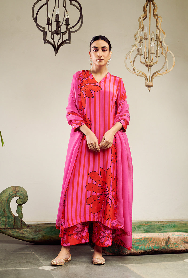 Hot pink Big Flower Stripe Digital Printed Summer Wishlist Kurta Set