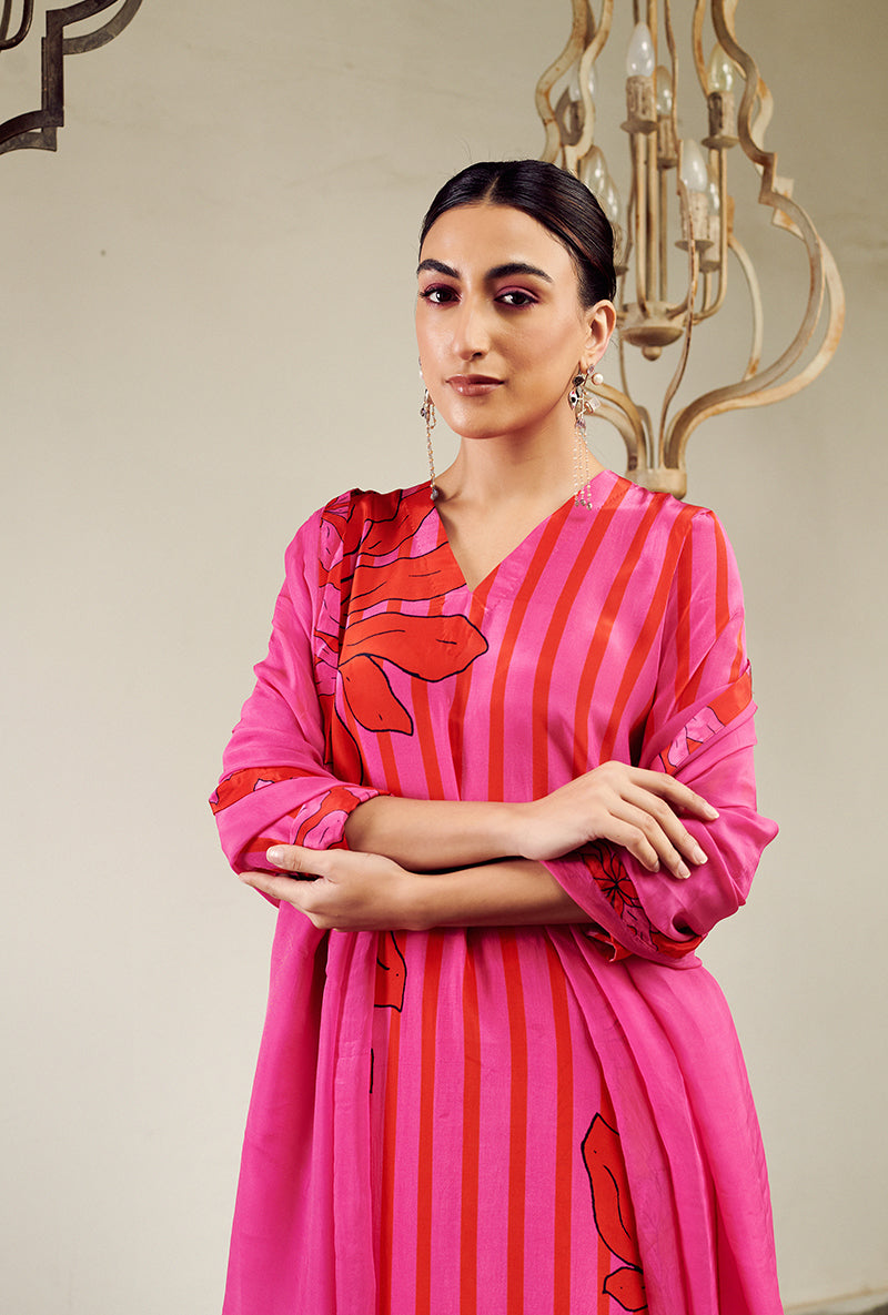 Hot pink Big Flower Stripe Digital Printed Summer Wishlist Kurta Set