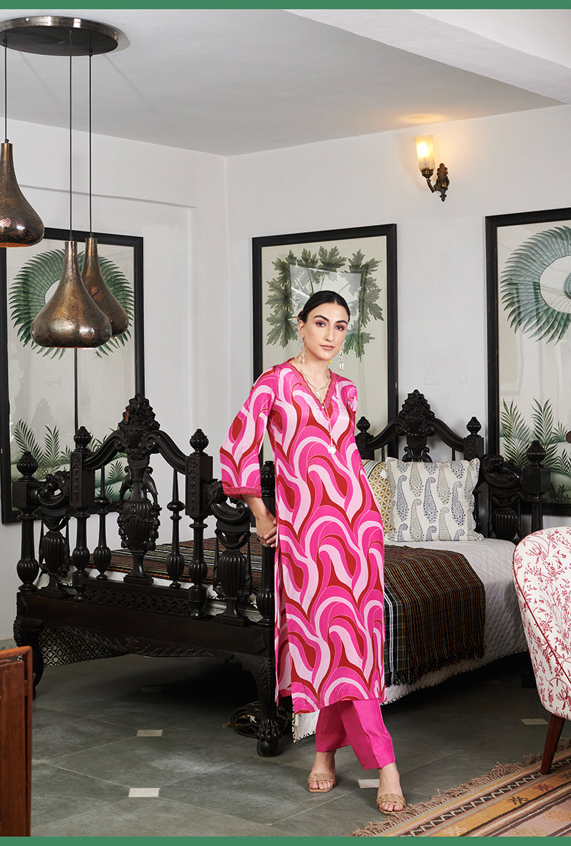 Fushia Digital Abstract Printed Summer Wishlist Kurta Set