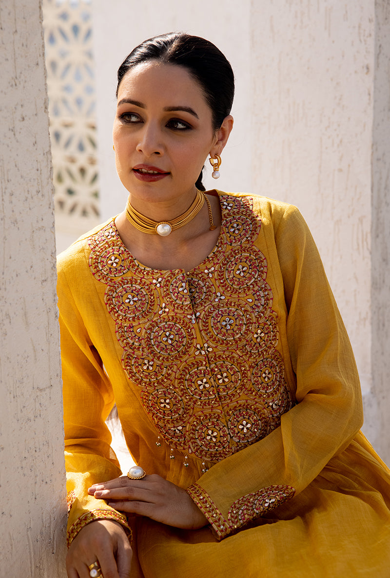 Yellow Resham And Gota Yoke Front Pleat Dua Anarkali Set