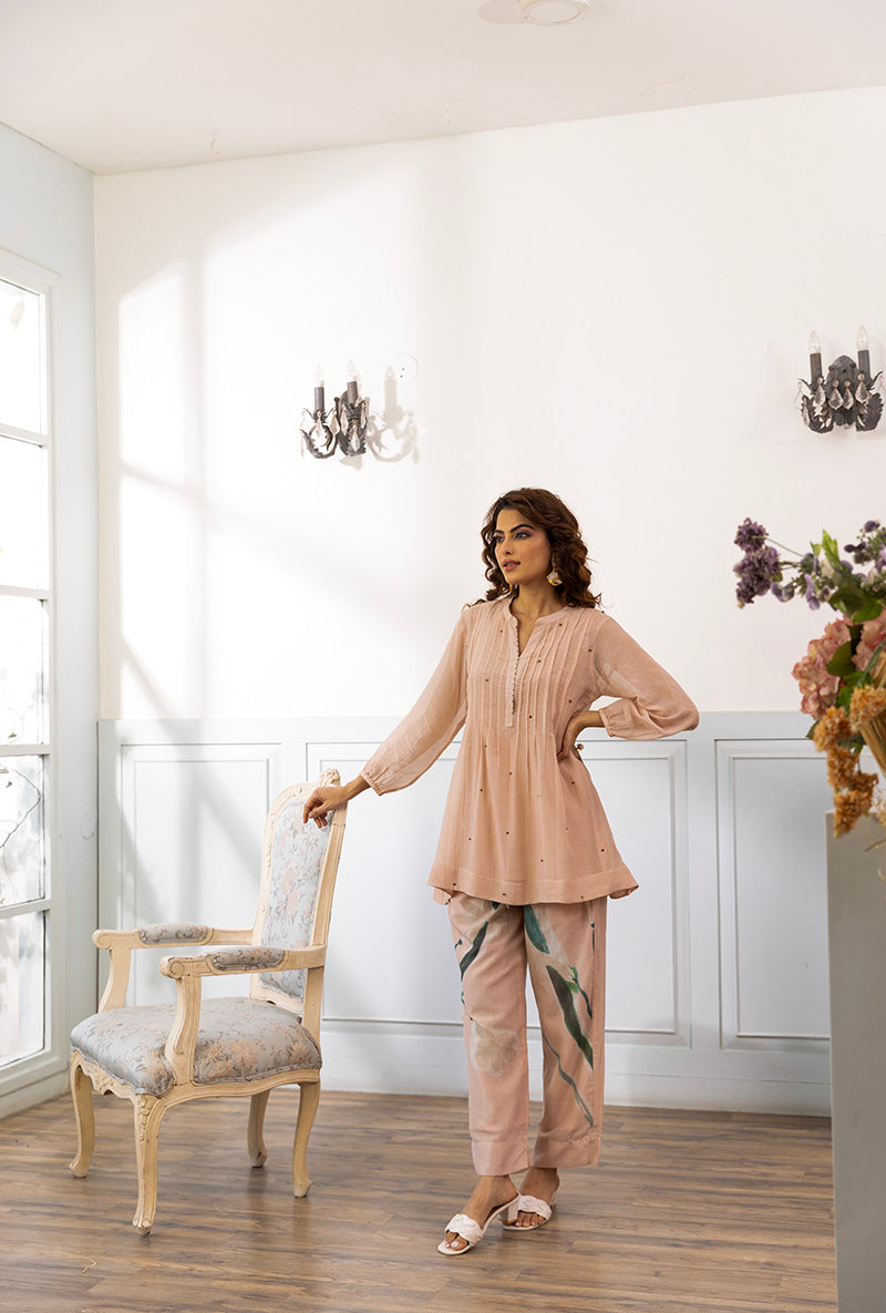 Meghna Nayyar in Peach Dahlia Co-ord Set