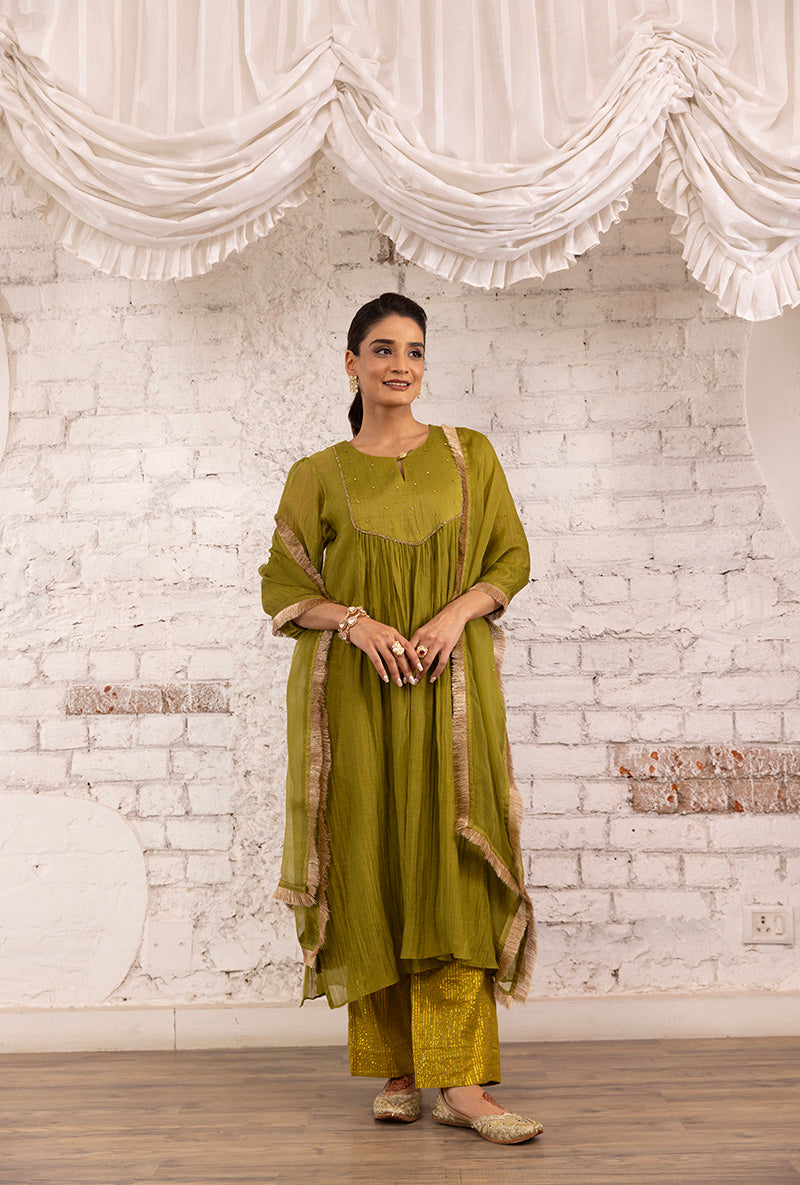 Green Hand Embroidered Khwaab Kurta Set