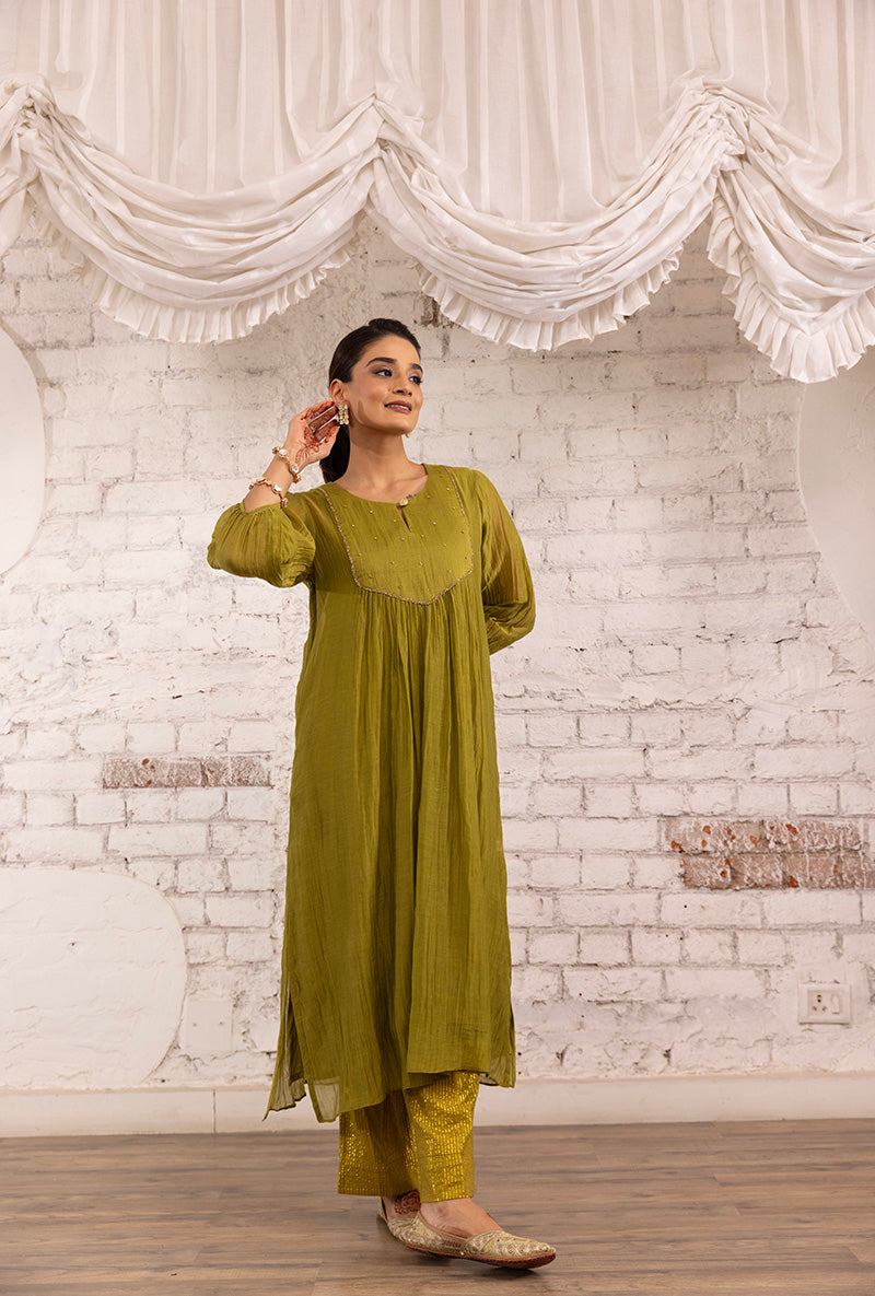 Green Hand Embroidered Khwaab Kurta Set