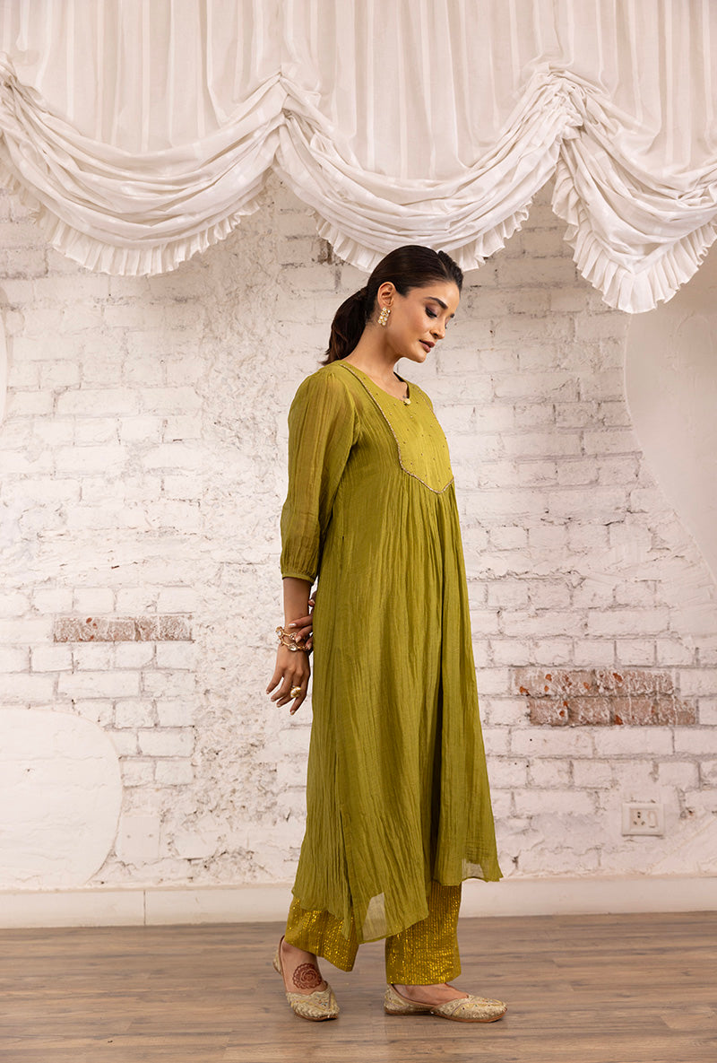 Green Hand Embroidered Khwaab Kurta Set