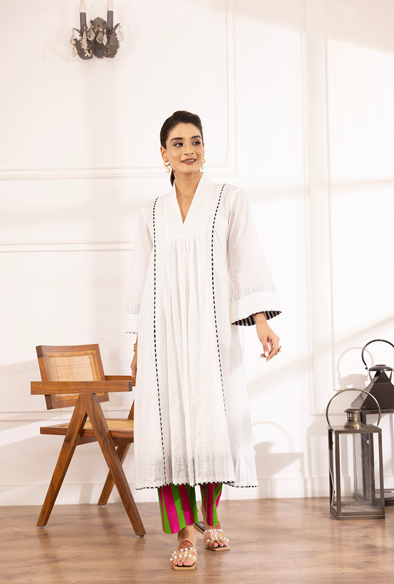White V-Neck Contrast Bottom A-Line Hazel Kurta Set