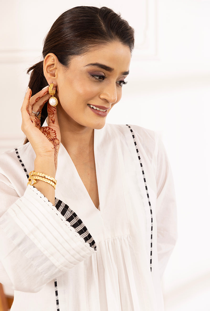 White V-Neck Contrast Bottom A-Line Hazel Kurta Set