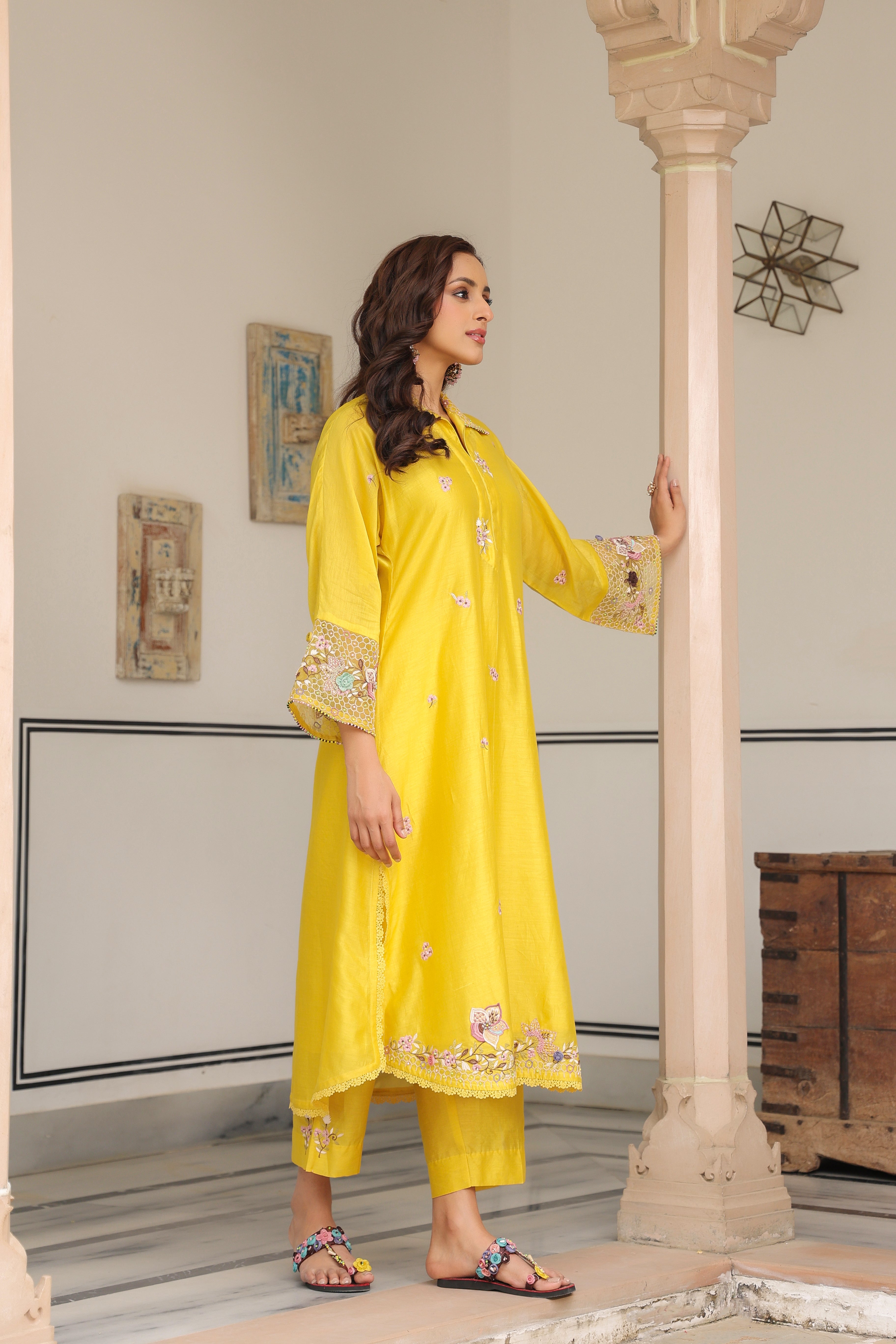 Yellow Collar Reet Kurta Set