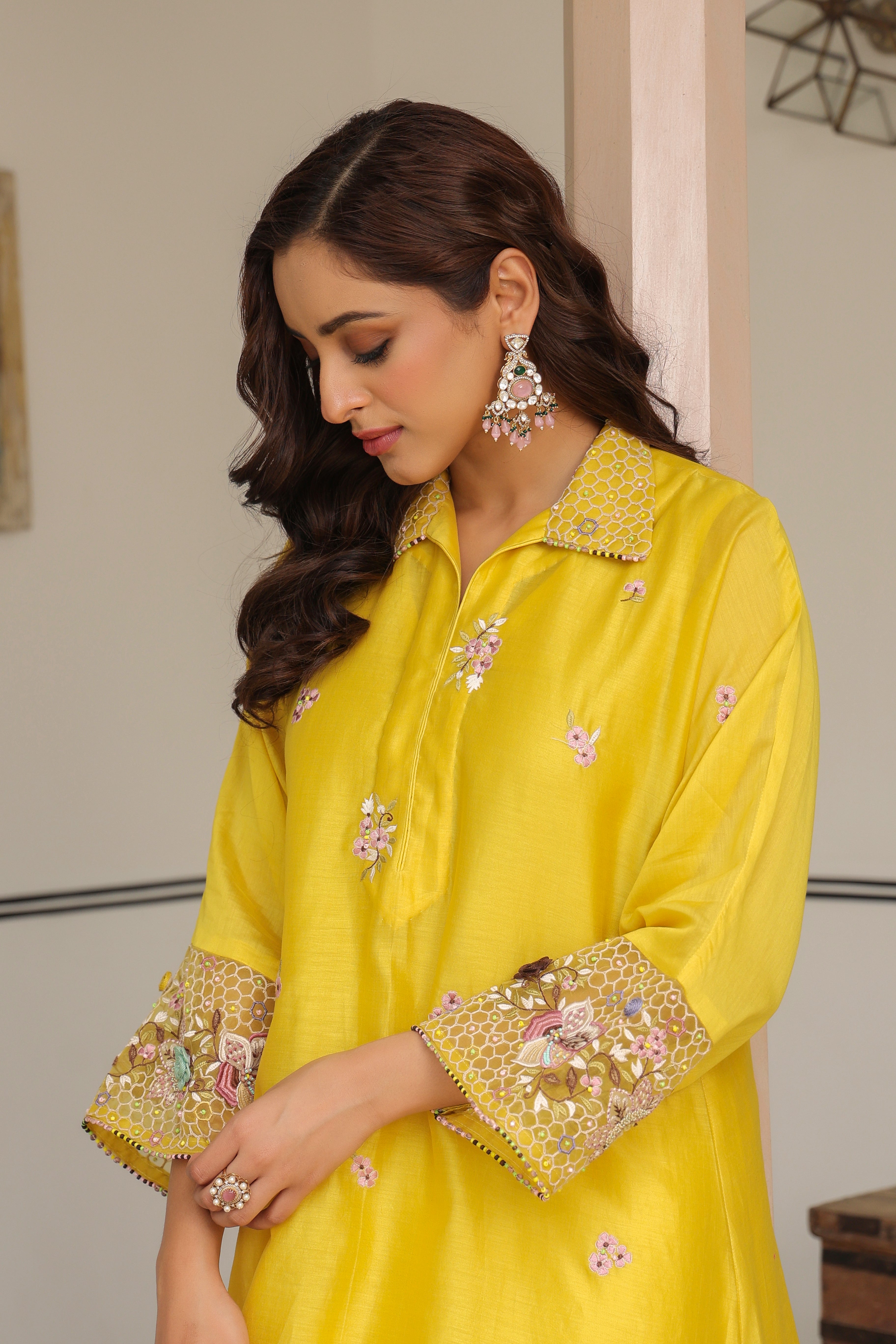 Yellow Collar Reet Kurta Set