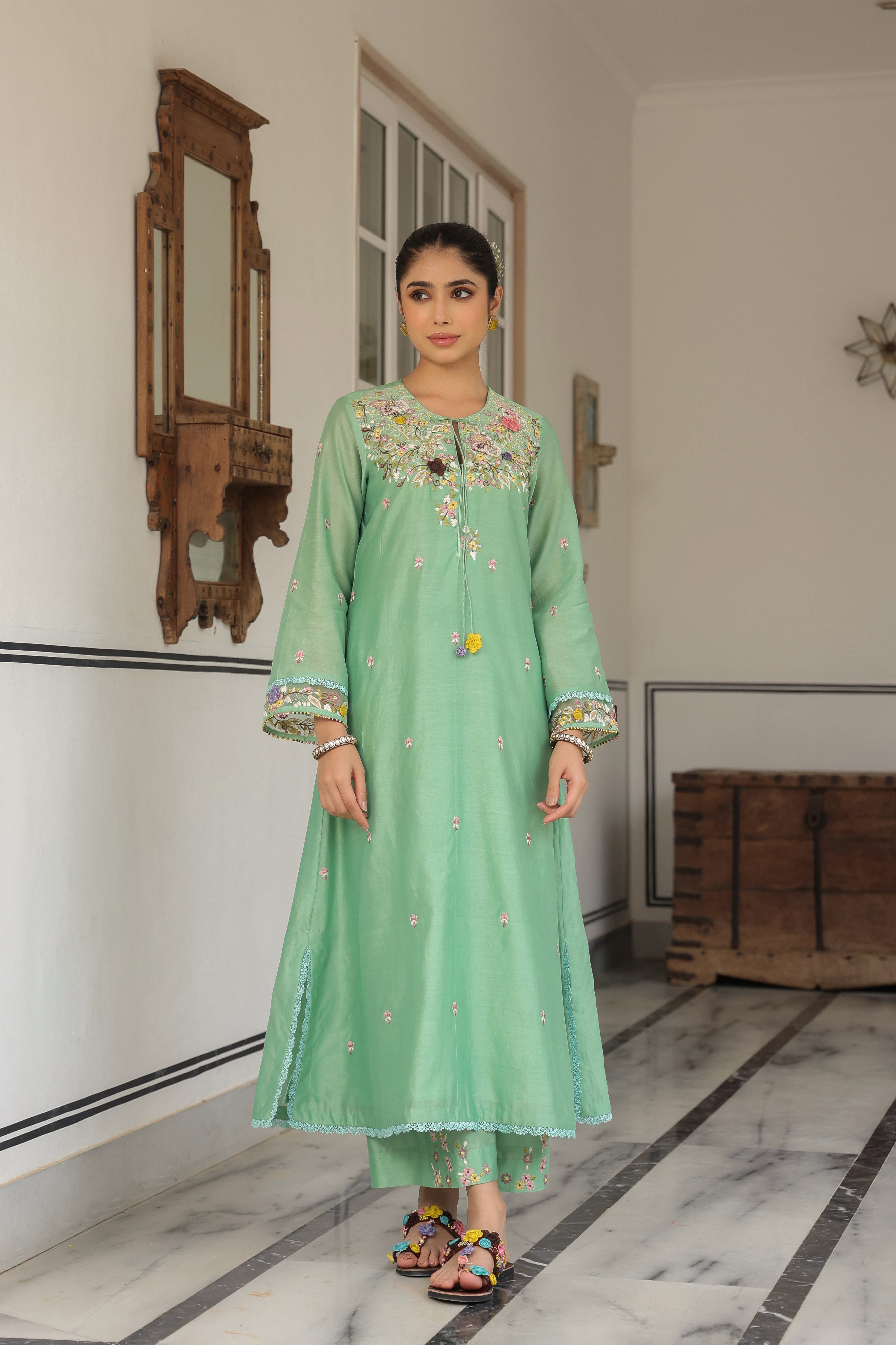 Green Choker Neck Reet Kurta Set