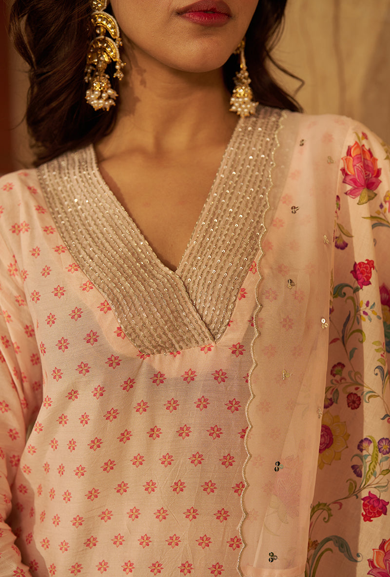 Ivory Embroidred Neck Roza Kurta Set