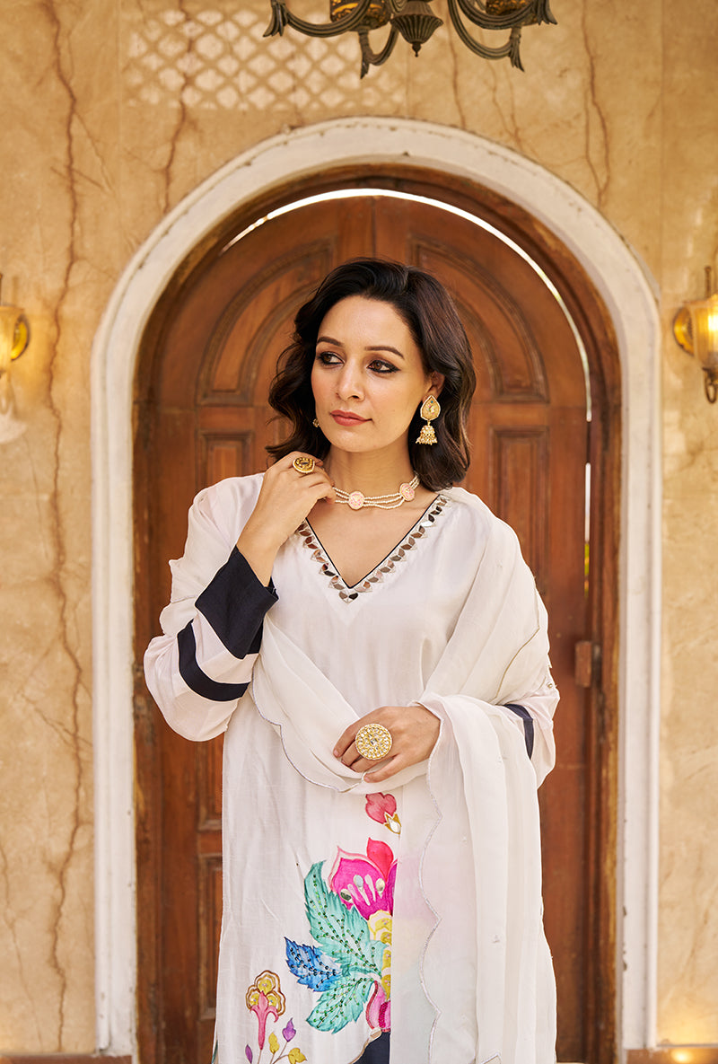 Black and White Printed Nayaab Roza Kurta Set