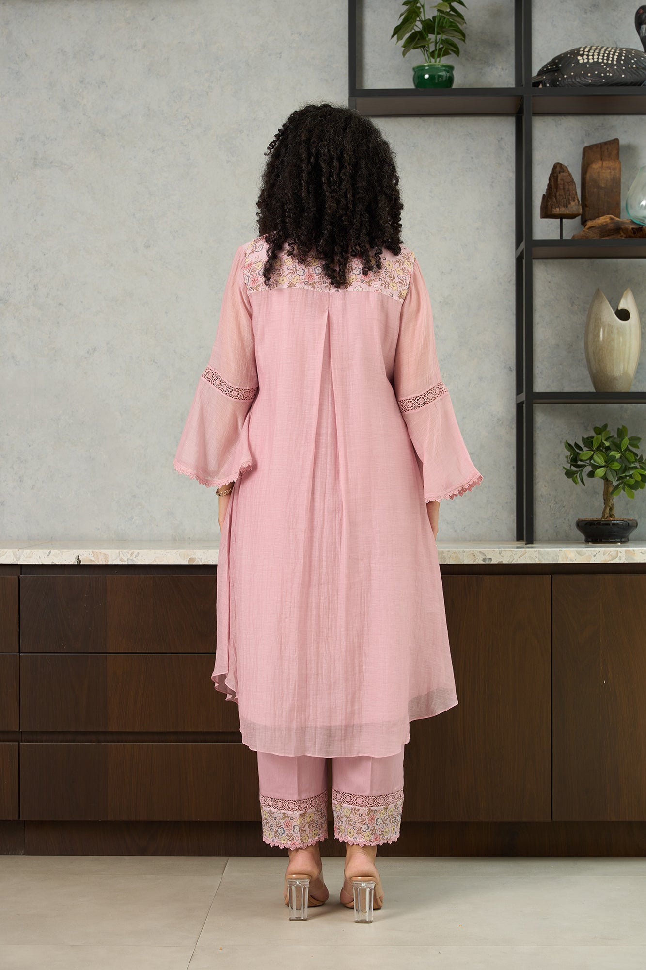 Pink Pero Chanderi Floral Shoulder Yoke Kiki Kurta Set