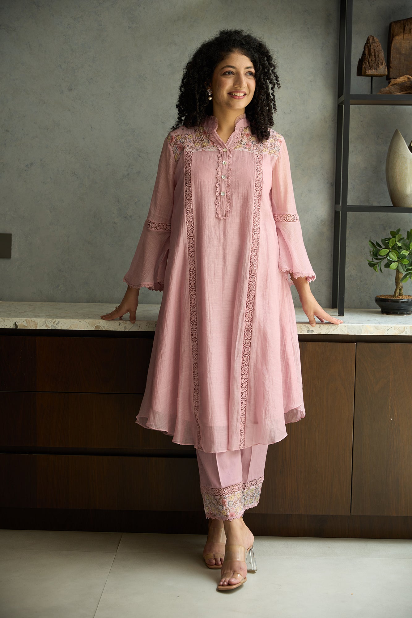 Pink Pero Chanderi Floral Shoulder Yoke Kiki Kurta Set