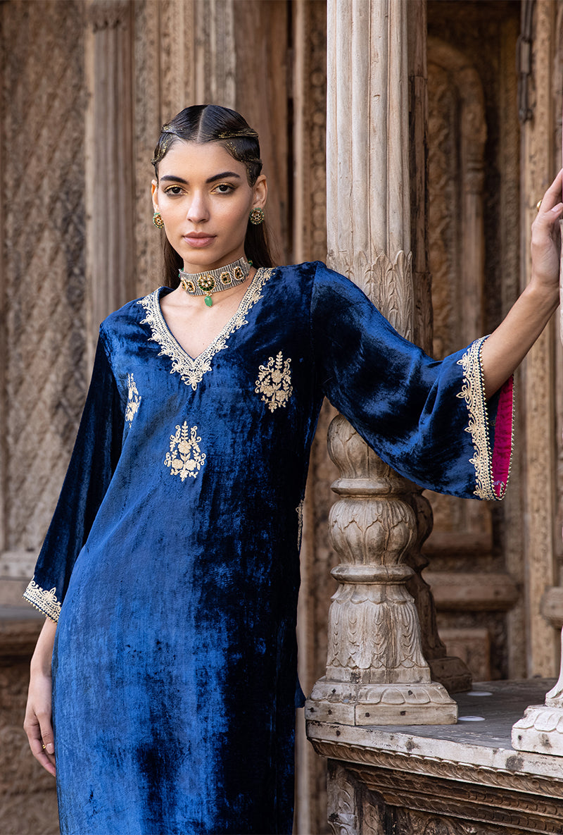 Blue Velvet V Neckline Kurta Set