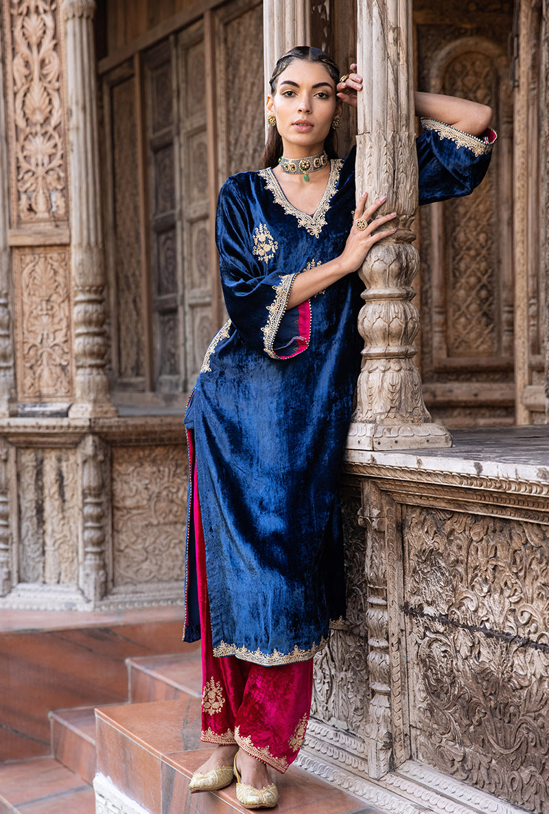Blue Velvet V Neckline Kurta Set