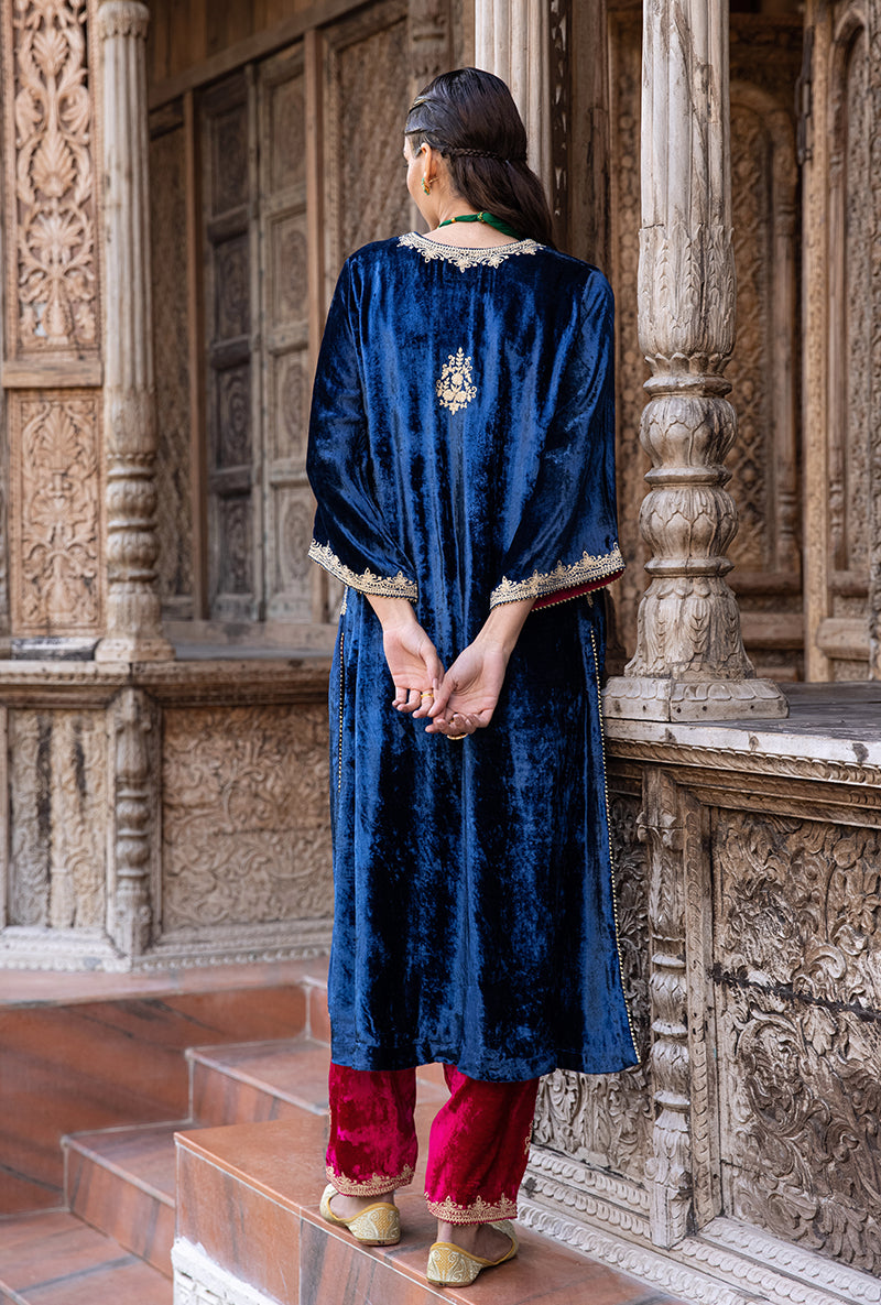 Blue Velvet V Neckline Kurta Set