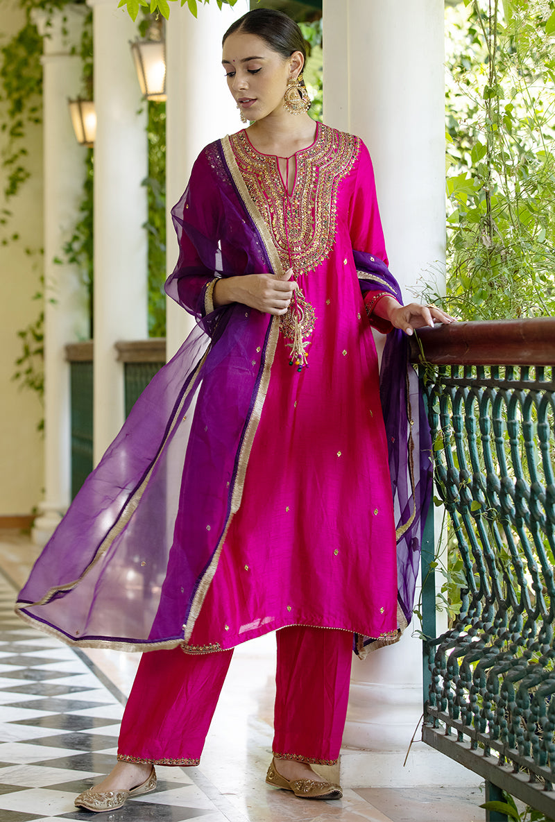 Rani Pink Resham And Zardozi  Heavy-Neck Aayat Kurta Set