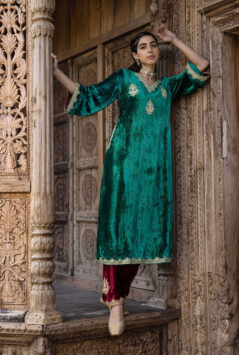 Green Velvet V Neckline Kurta Set